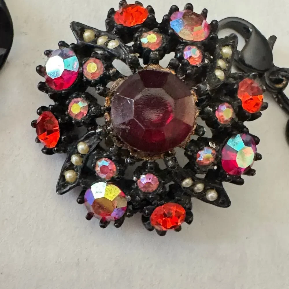 Vintage Black Jet Crystal Choker Necklace Clip Earrings Set Red Rhinestones
